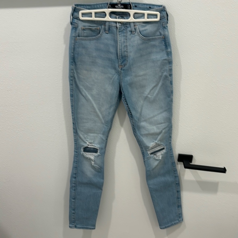 Hollister skinny jeans